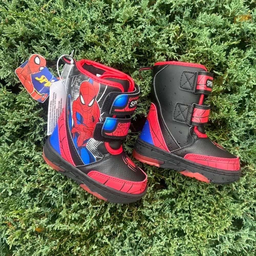 Marvel Spider Man Toddler Boys Light-Up Winter BootsSize‎ 7